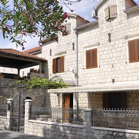 Apartments Vujosevic コトル エクステリア 写真